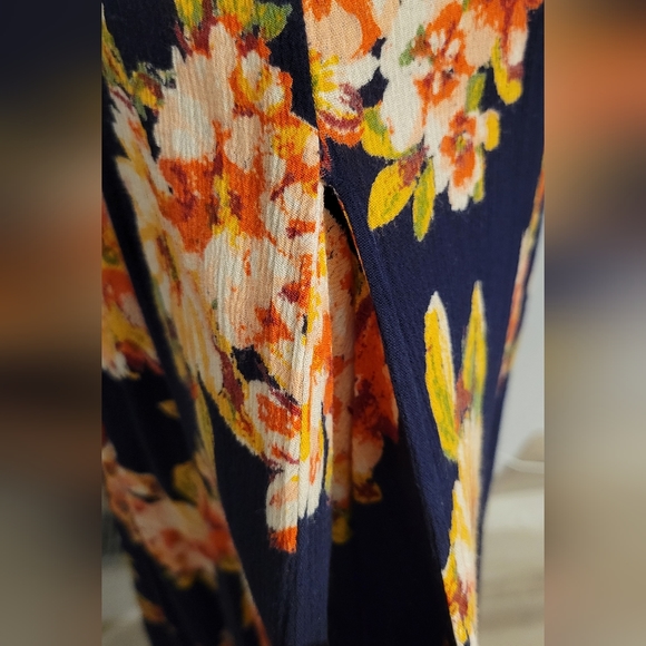 Dress - Picture 6 of 11